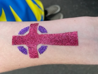 Cross tatoo